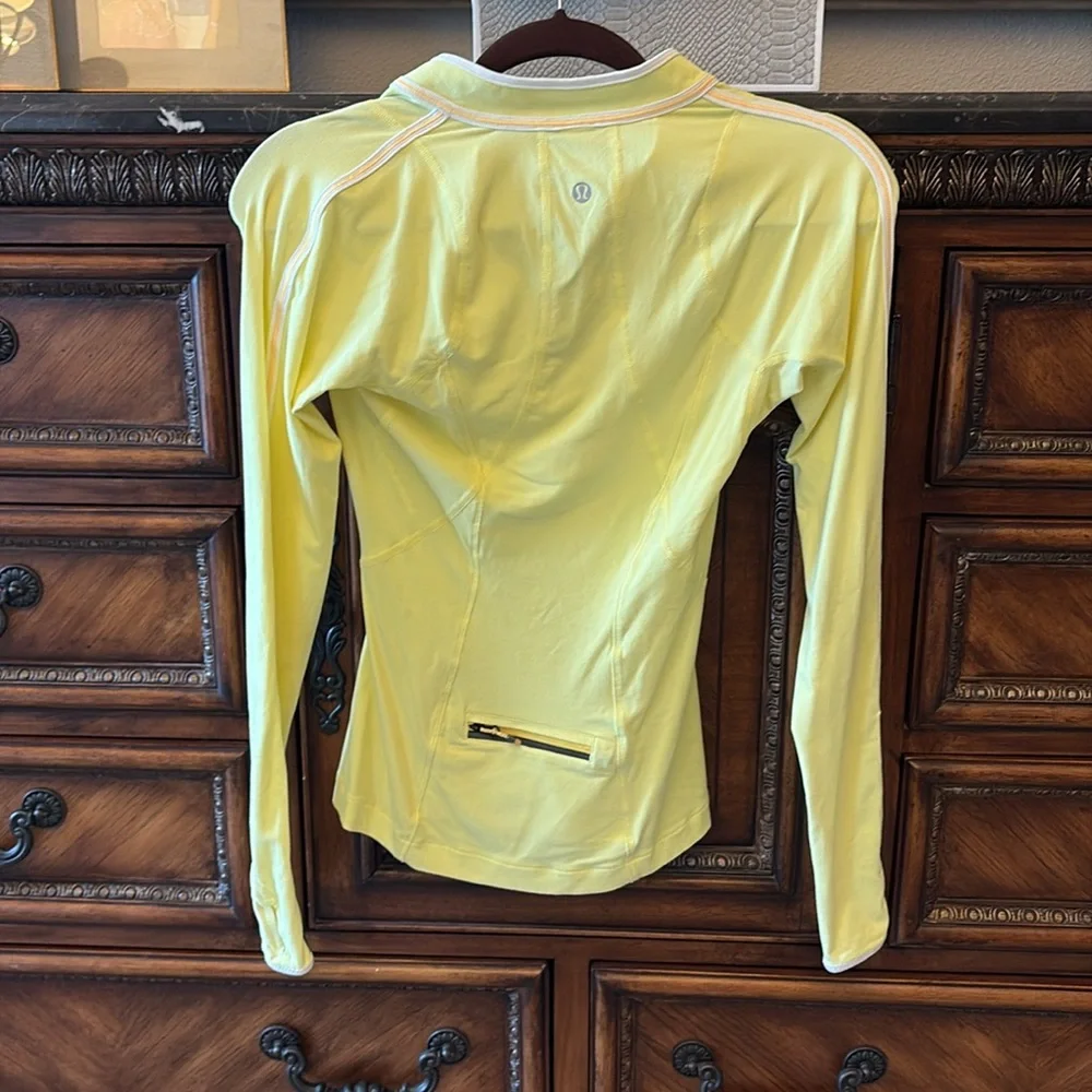 Lululemon Jacket - Picture 9 of 12